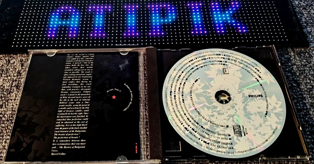 Título Le Mystere Des 🎾Voix Bulgares - CD 1989 Philips Culto Raro Indispensable 🈎 – photo 3